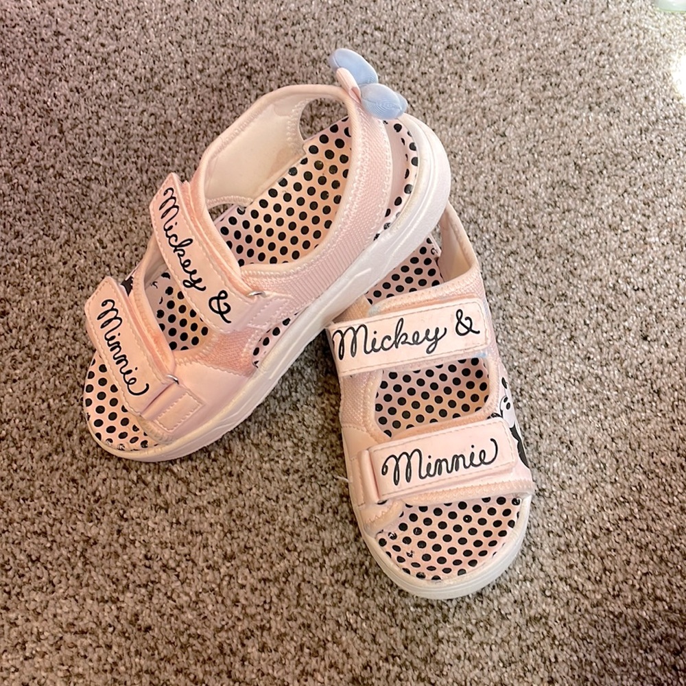 •Disney• Mickey & Minnie Mouse Sandals